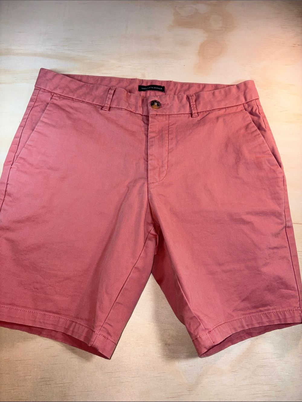 Men’s Coral Bermuda Shorts Sz 30